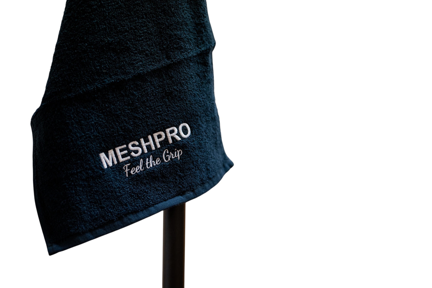 MESHPRO Towel with Metal Carabiner - MESHPRO Schießsport Handtuch